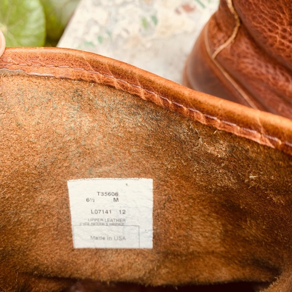 Vintage Shoe Company Leather Moto Boots - Picture 4 of 6